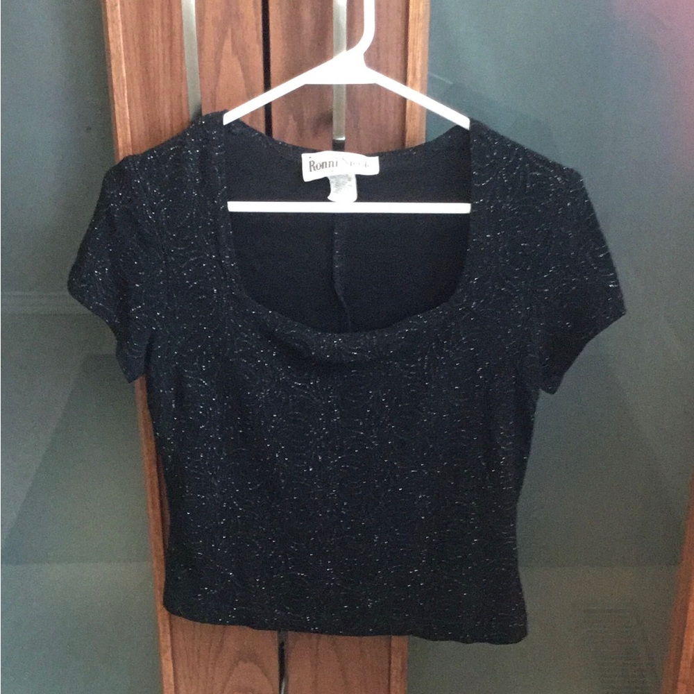 Ronni Nicole Black Sparkle Short Sleeve Crop Top